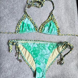 NWT-Ondademar Tropical Floral Bikini Set Maia Triangle. Size 6